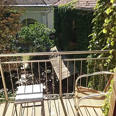 Πανσιόν Vendeghaz 3*